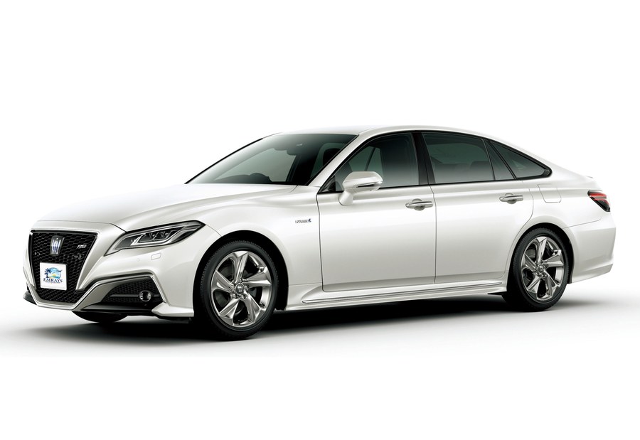Luxury sedan for private transfers